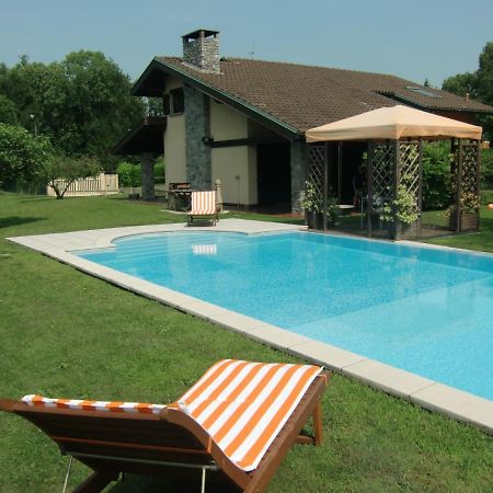 B&B Il Ciliegio Lomnago Luaran gambar