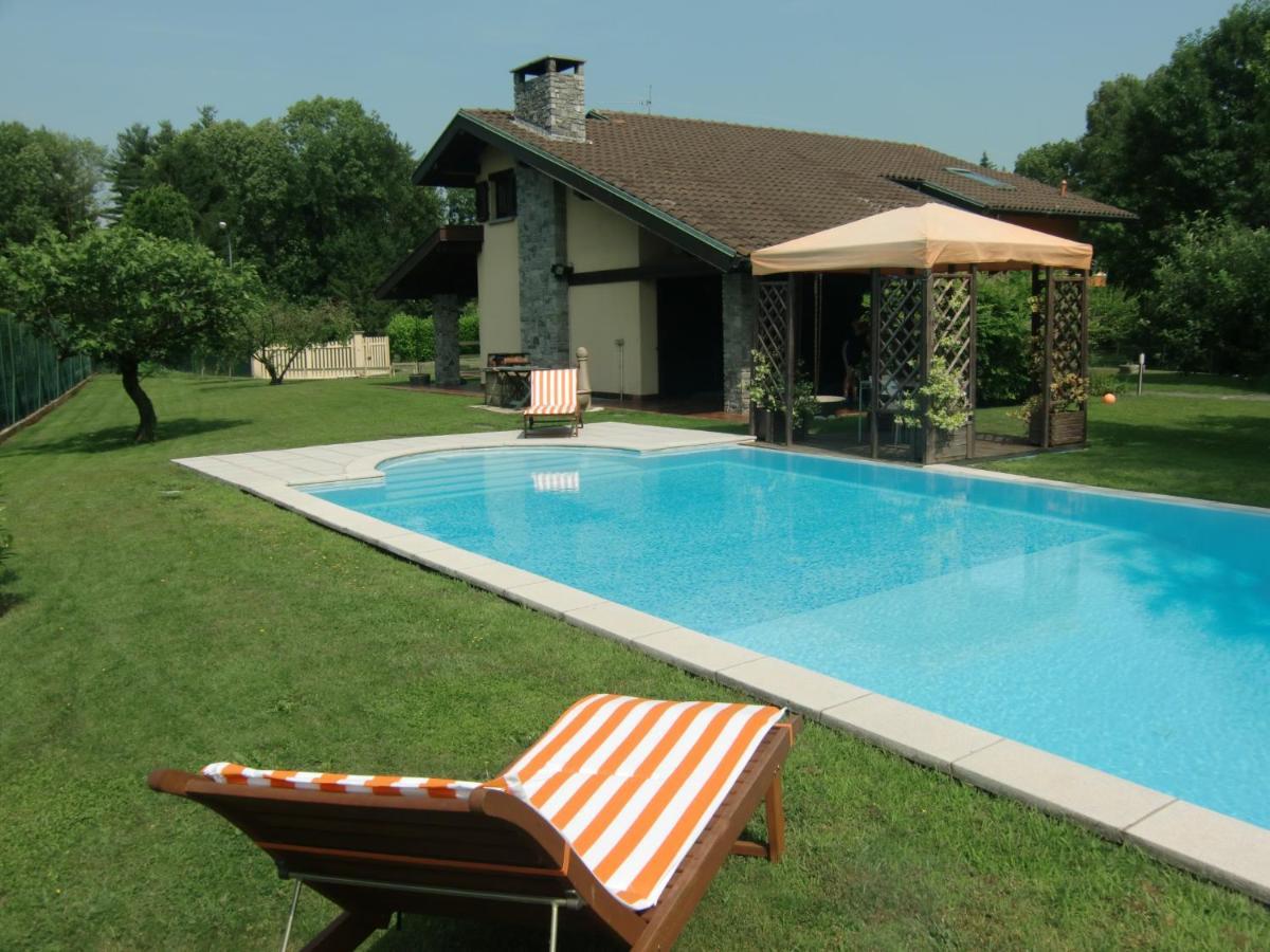 B&B Il Ciliegio Lomnago Luaran gambar