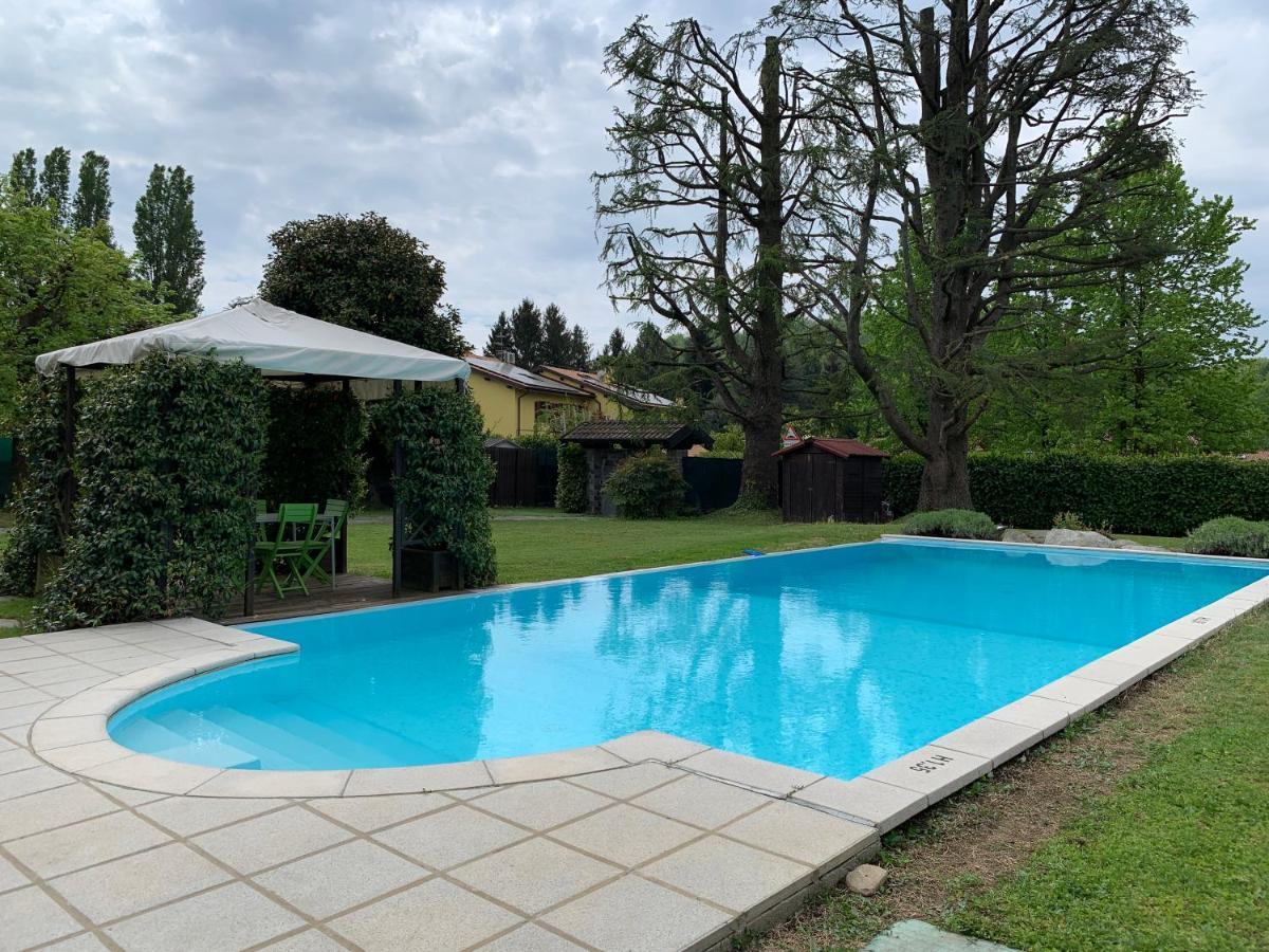 B&B Il Ciliegio Lomnago Luaran gambar