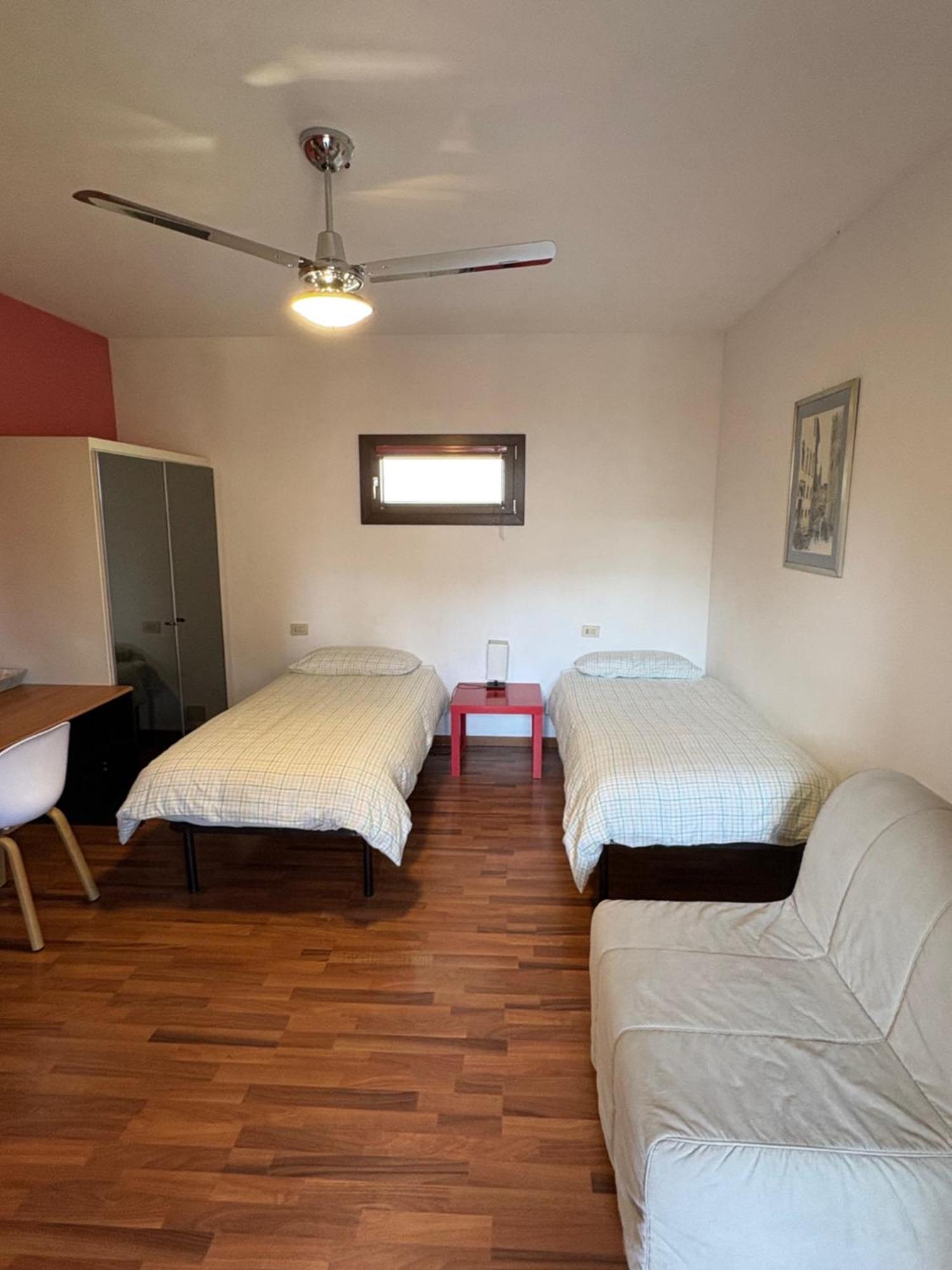 B&B Il Ciliegio Lomnago Luaran gambar