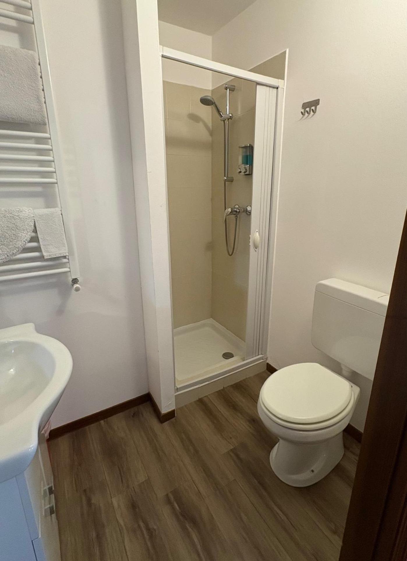 B&B Il Ciliegio Lomnago Luaran gambar